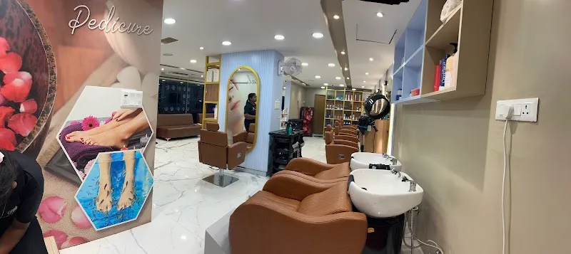 Icon Hair and More Family Salon