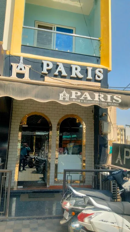 Paris Family Salon | Best Unisex Salon In Indore | Hair Treatment & Hair Extension | Hair Patch/Wig | Best Makeup & Skin Care