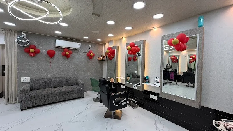 Elanora Unisex Salon