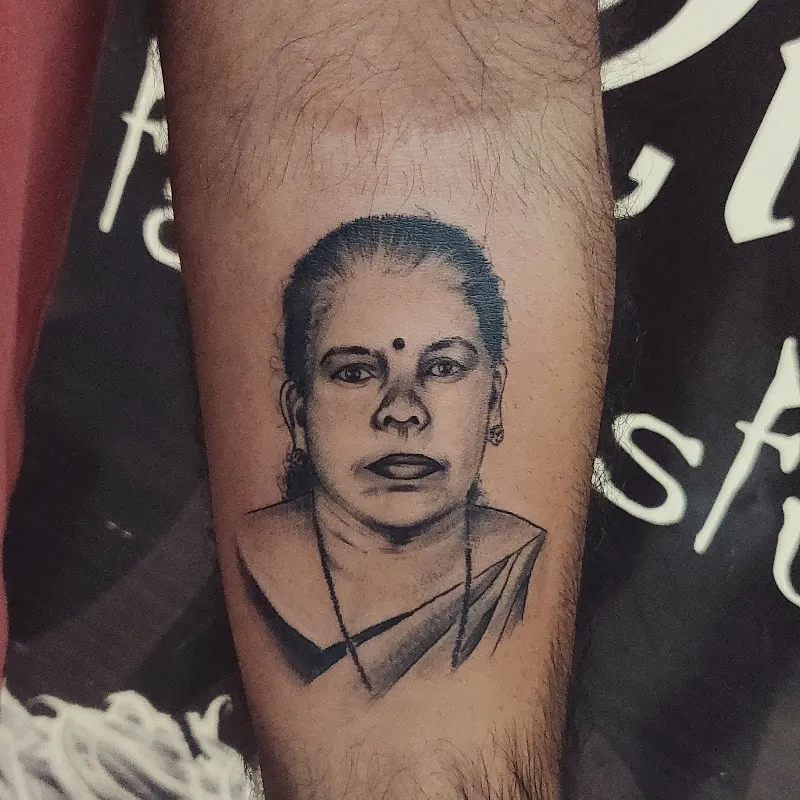 Aliens Tattoo Navi Mumbai