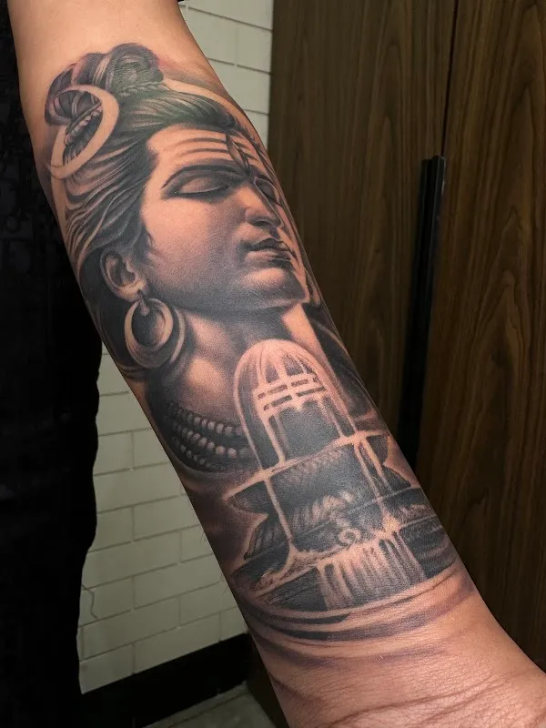 Aliens Tattoo Navi Mumbai