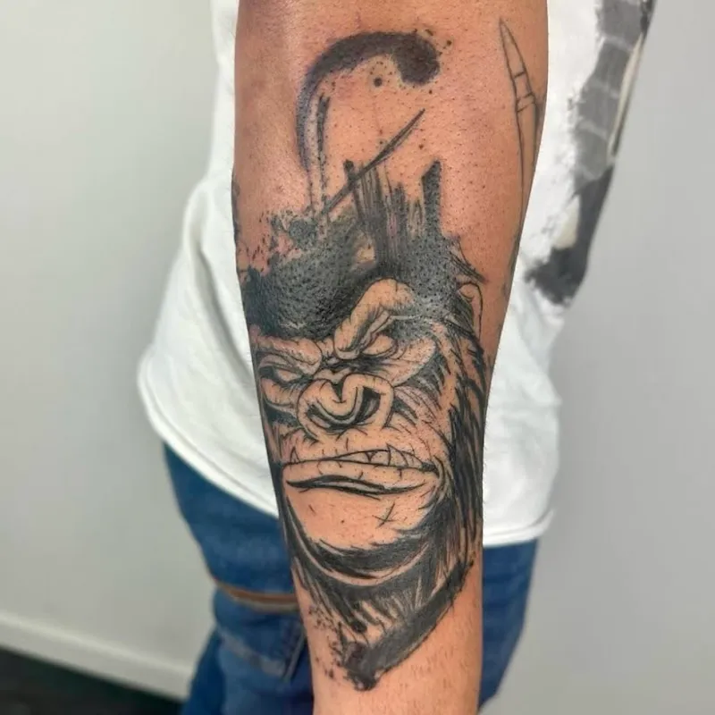 The Bachelor - Tattoo Salon