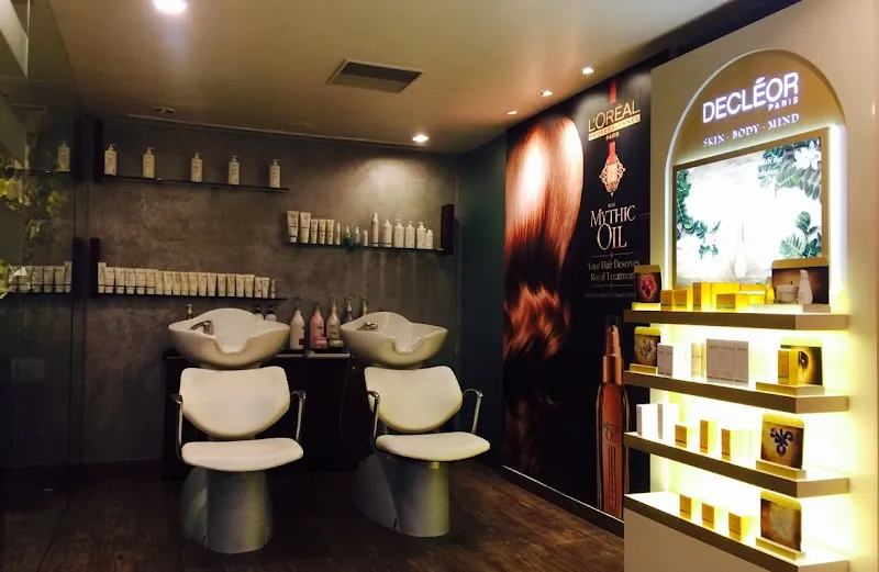 Play Salon | Race Course Road
