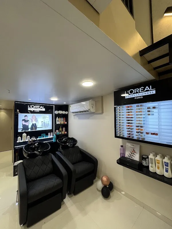 KAVYAS SALON