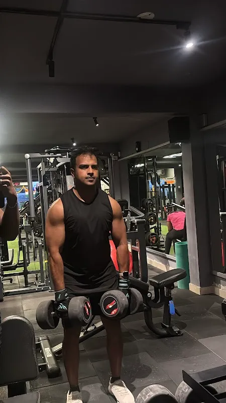 IRON HEAD FITNESS STUDIO 3.0