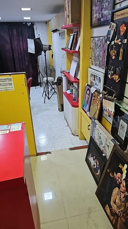Digital Bell Colour Lab & Photo Studio