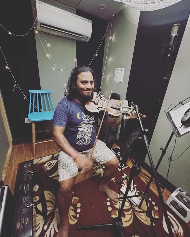 Roots music studio