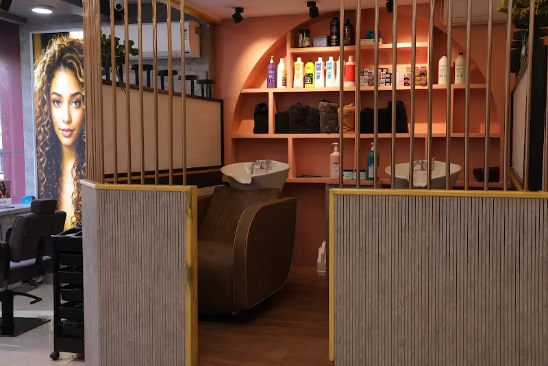 SS Unique Unisex Salon – Top Hair & Beauty Services in Wilson Garden, Bangalore