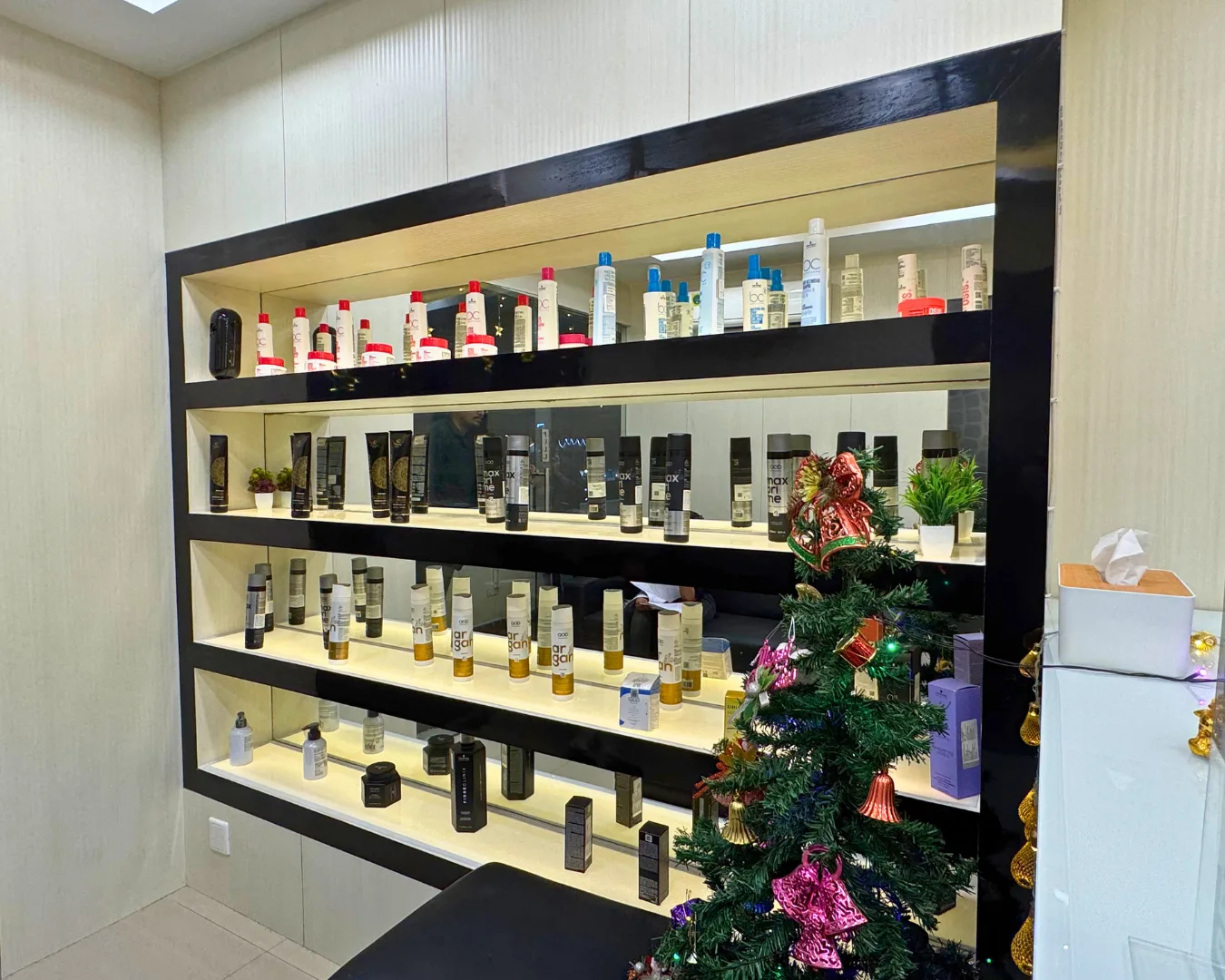 Elevate Signature Salon - Mannivakkam