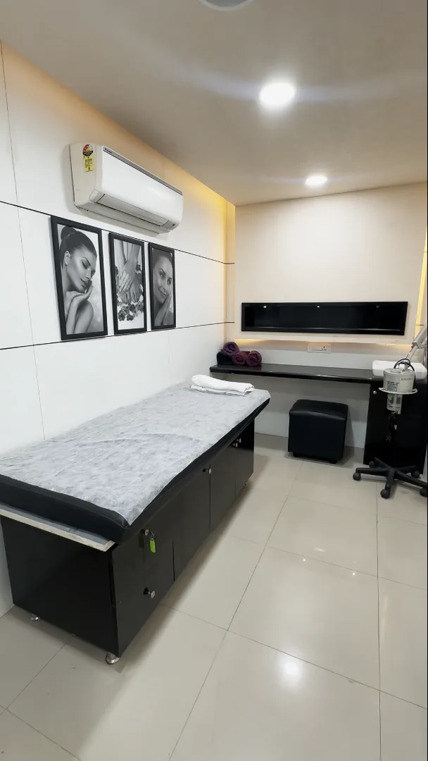 Elevate Signature Salon - Mannivakkam