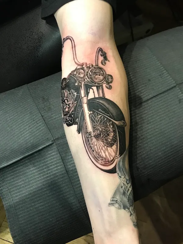 Royal Ink Tattooing