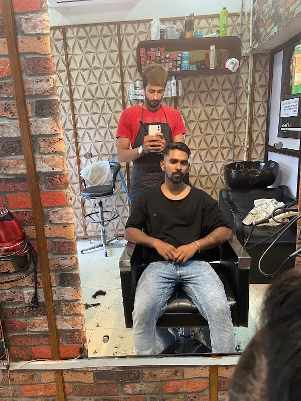 Abhilash Unisex Salon