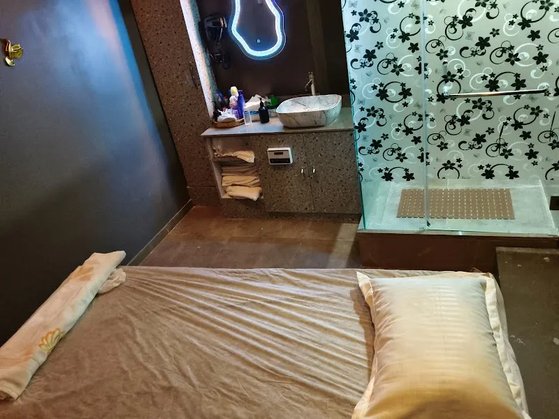 Crystal Spa