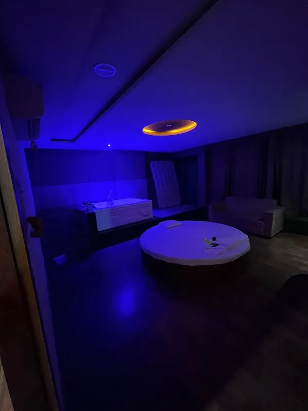 Crystal Spa