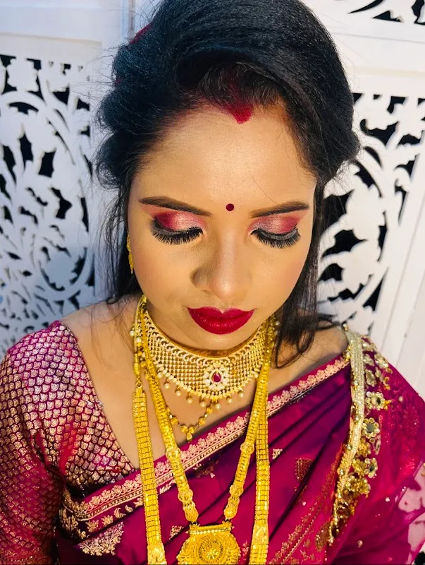 Anu's makeup & hair
