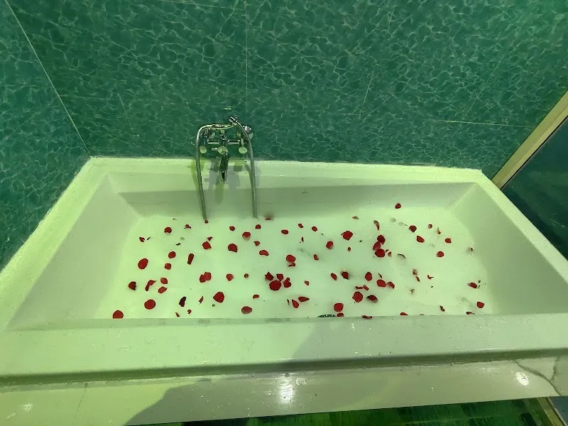 Paradise Spa & Salon
