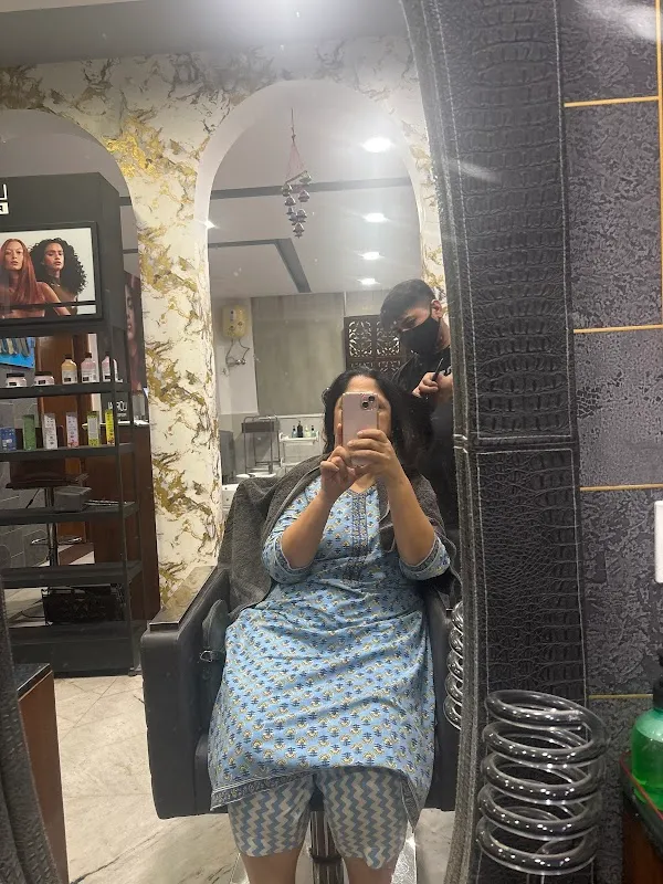 fab U Salon