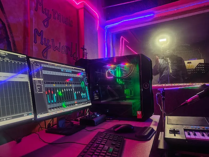 KEY NOTE PRODUCTIONS Recording Studio (Nagpur)