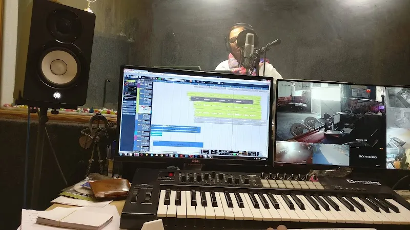 KEY NOTE PRODUCTIONS Recording Studio (Nagpur)