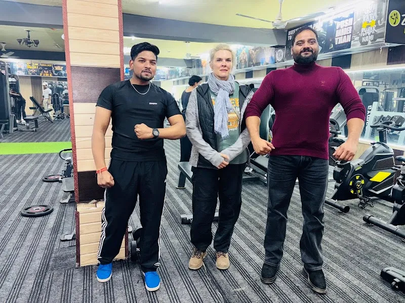 Sunny Fitness Club