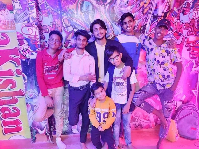 RADHA KISAN DANCE STUDIO