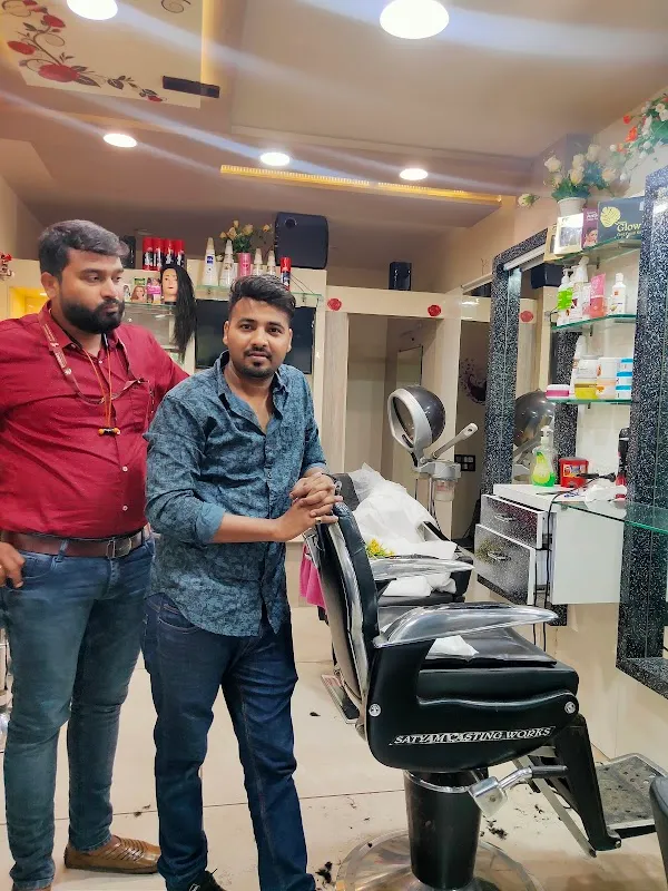 Hair wig In Amravati / Unisoft Hair Patch center / Best Hair Wig in Amravati / Hair Patch for men.