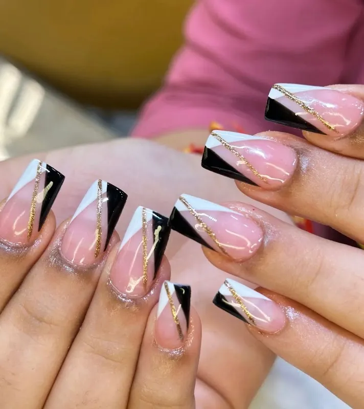 Glamin Salon - Unisex salon in janakpuri | Makeup artist in Janakpuri | Nail art in Janakpuri