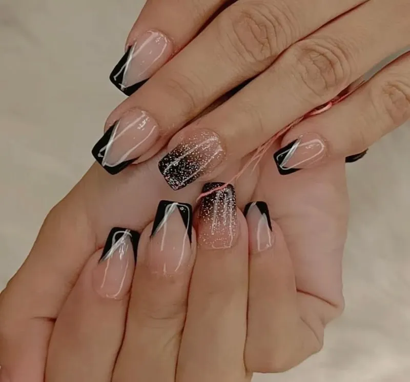 Glamin Salon - Unisex salon in janakpuri | Makeup artist in Janakpuri | Nail art in Janakpuri