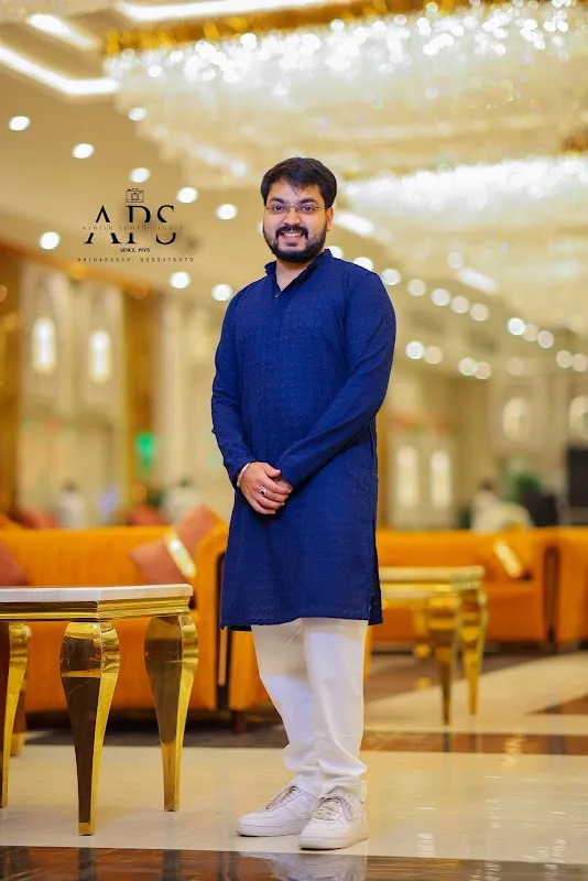 Ashish Photo Studio