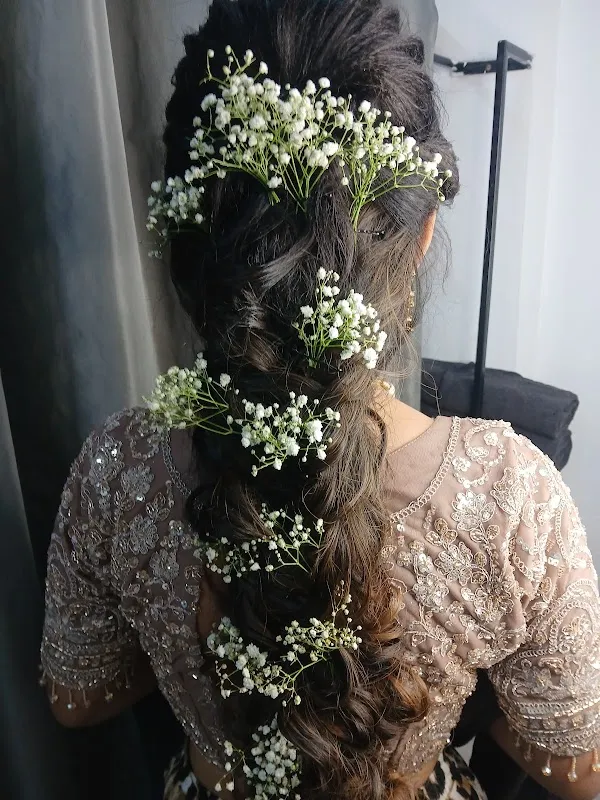 Lj LOOKS UNISEX SALON