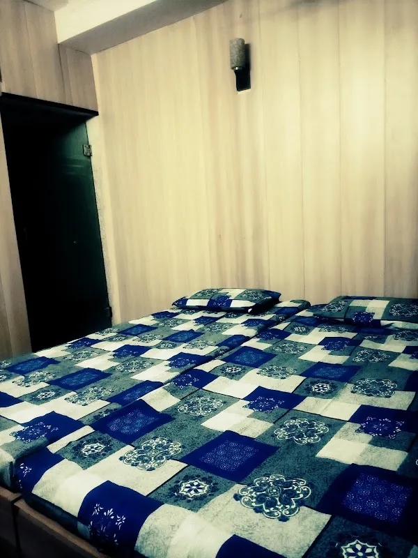 Nashaa Unisex Luxury Spa