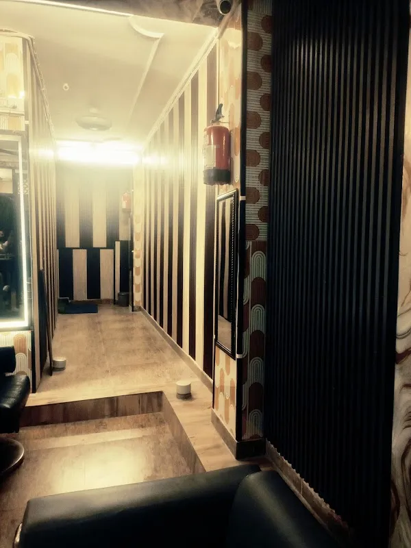 Nashaa Unisex Luxury Spa