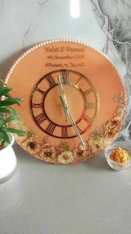 Resin art|Decoupage art|candle making |craft classes|varmala preservation |Kraft_creation_bynisha