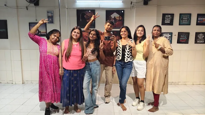 VIPUL DANCE ACADEMY