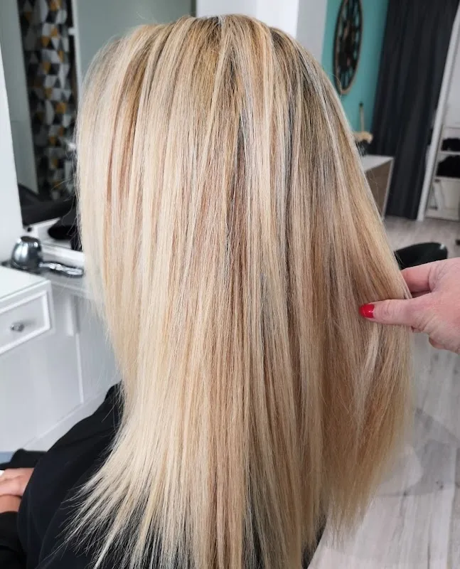 KRISTEL HAIR CONCEPT - Coiffure & Onglerie