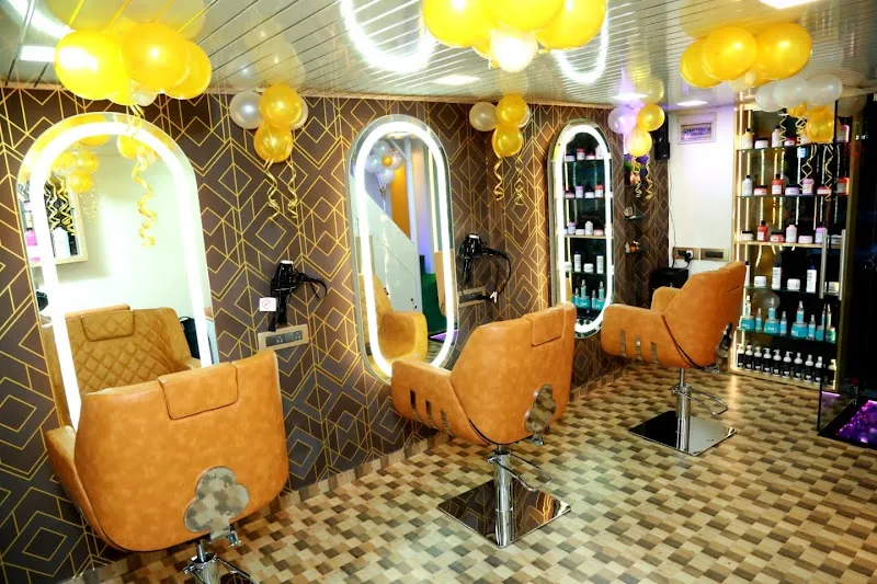 The Mirror Unisex Salon