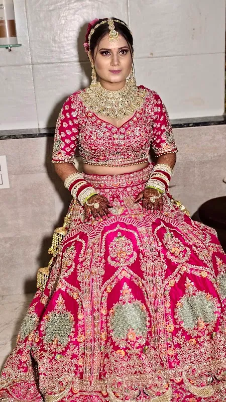 Touch & Glow - Best Makeup Artist in Firozabad, Best Parlour in Firozabad, Best Bridal Makeup Artist in Firozabad