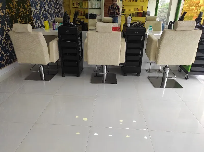 Indulge The Salon, Tankapani Road, Bhubaneswar