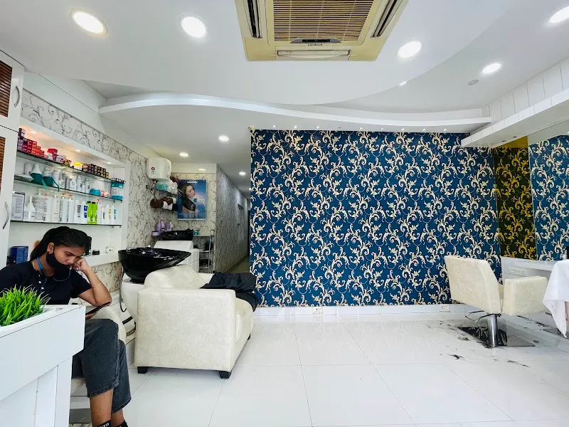 Indulge The Salon, Tankapani Road, Bhubaneswar