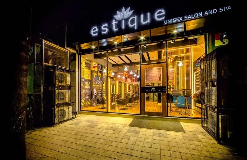 Estique Salon & Spa | Panchpakhadi