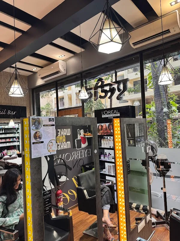 Estique Salon & Spa | Panchpakhadi