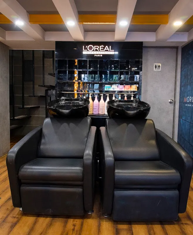 Estique Salon & Spa | Panchpakhadi