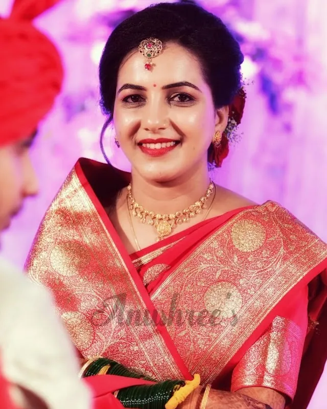 PRETTY LOOKS BY ANUSHREE SULE