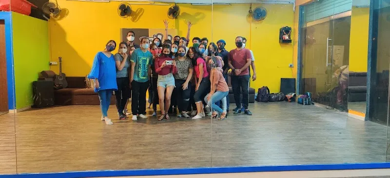 Salsa Classes By Aishwarya Krishnan