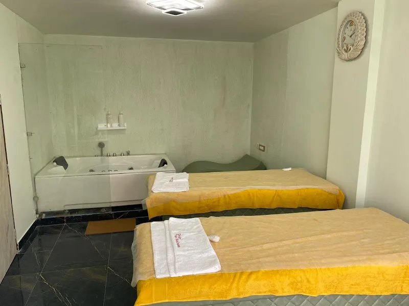 Osian Thai Wellness Center | Massage Spa | Luxury Couple Spa | Best Spa | Massage Therapy In Dwarka