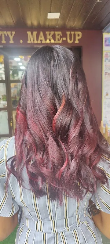 Imperia Unisex Salon & Academy