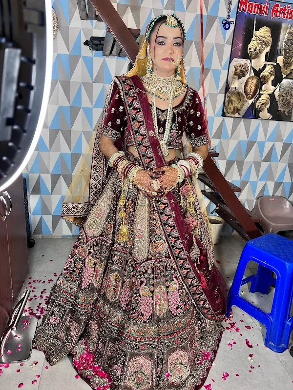 Manvi Artistry Studio