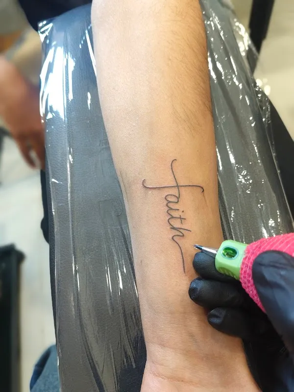 Vi Tattoo Studio