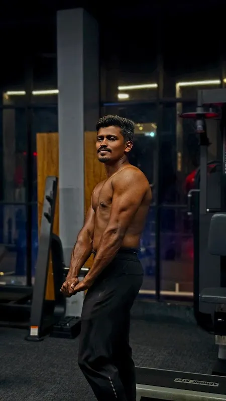 FITNESS CLUB