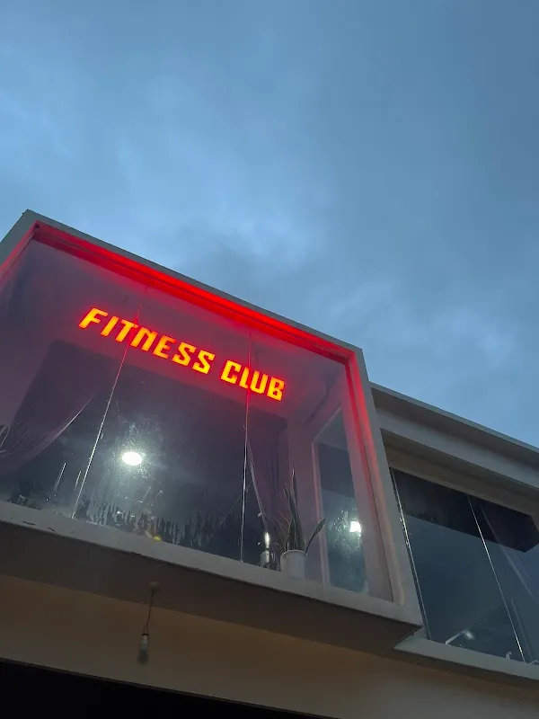 FITNESS CLUB